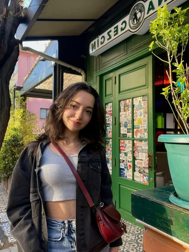 Ece Çelik