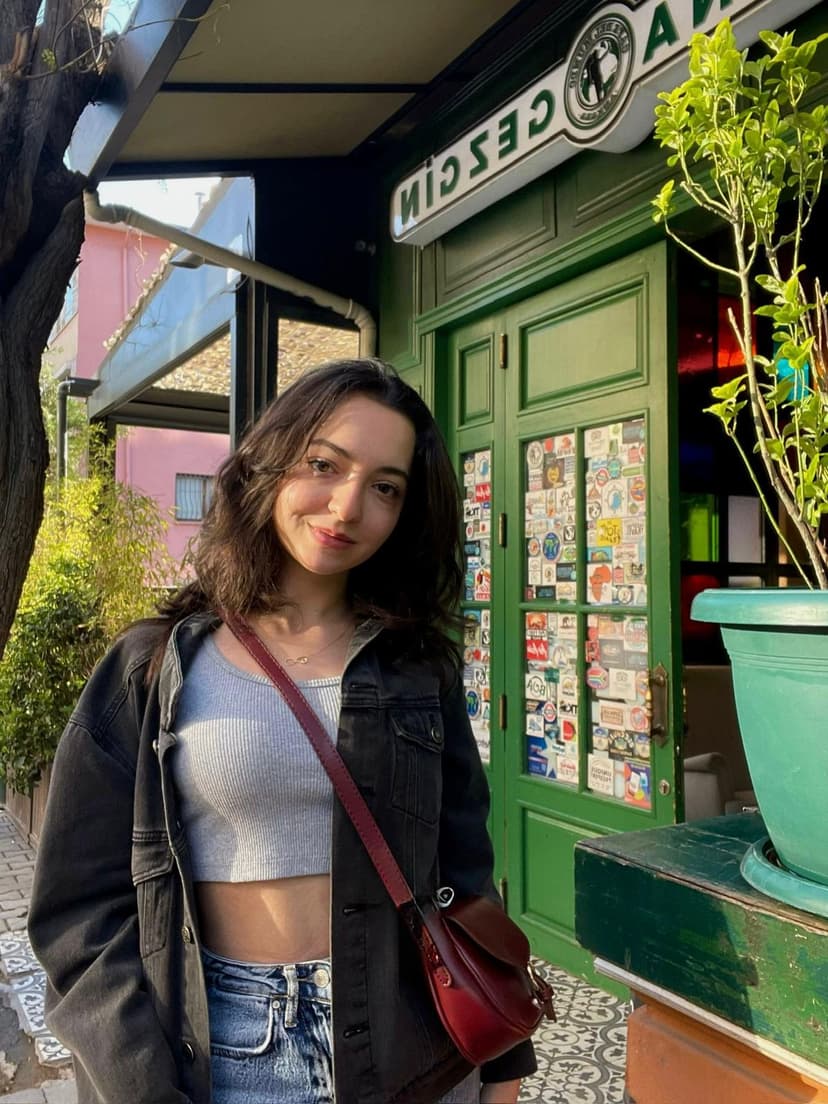 Ece Çelik