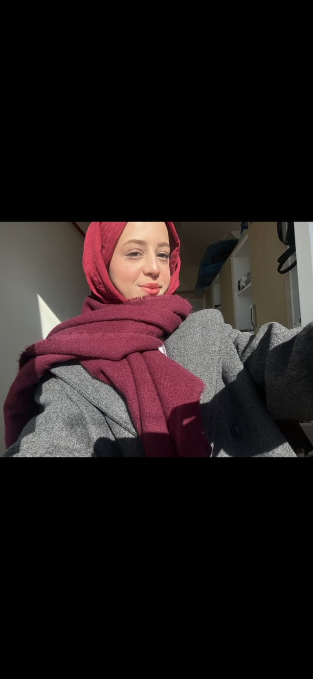 Kübra Kuşci
